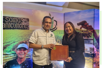 Labor periodística de Azúcar Digital fue reconocida por pequeños cañicultores de Las Majaguas